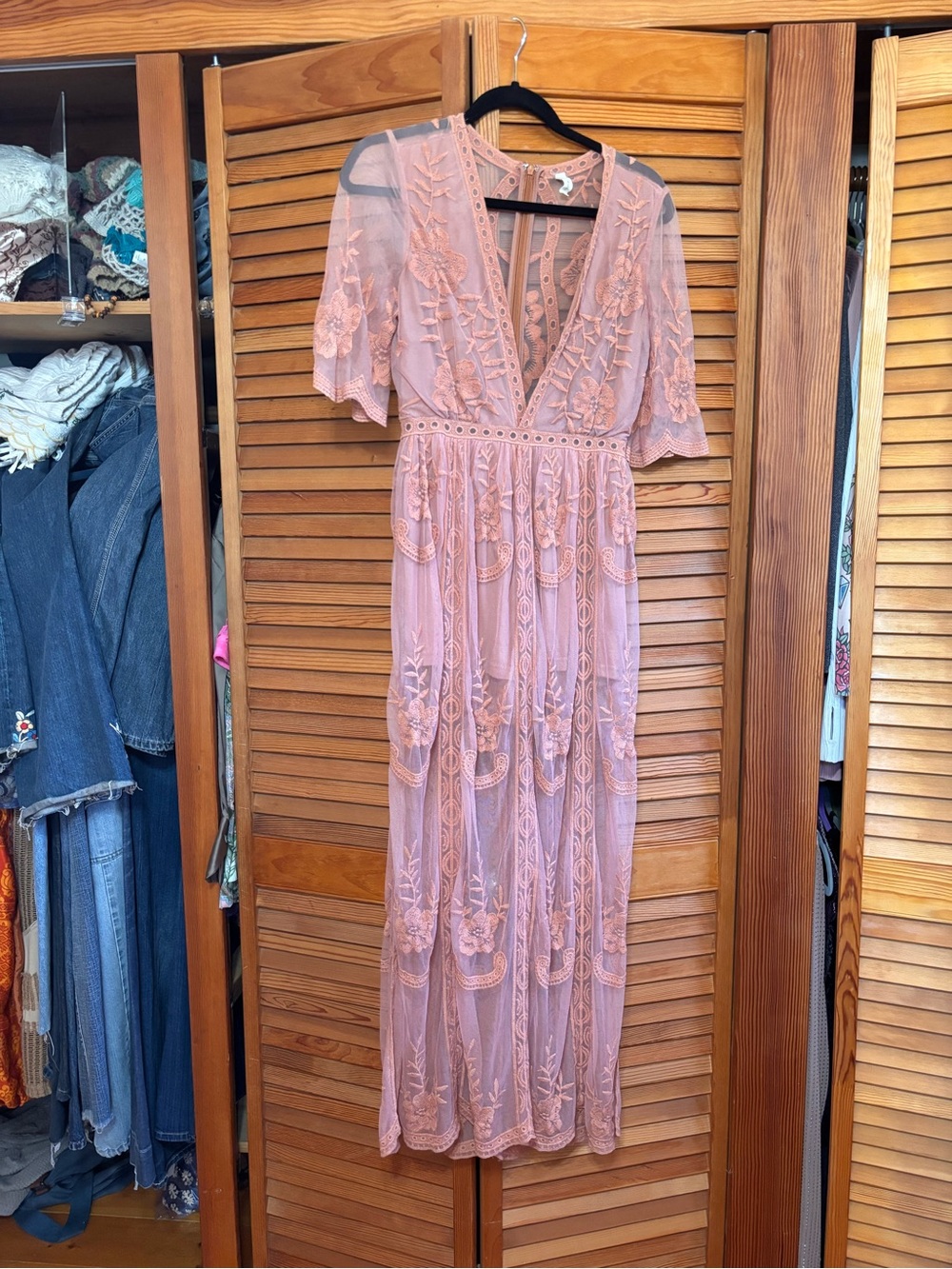 Wishlist Dusty Rose/coral Embroidered V-Neck Maxi Dress